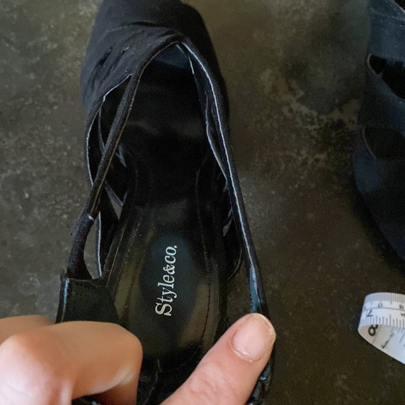 Style & Co. black cut-out  peep heeled shoe. - Picture 13 of 14